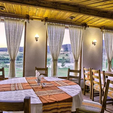 Eco Village Ruminika 2*